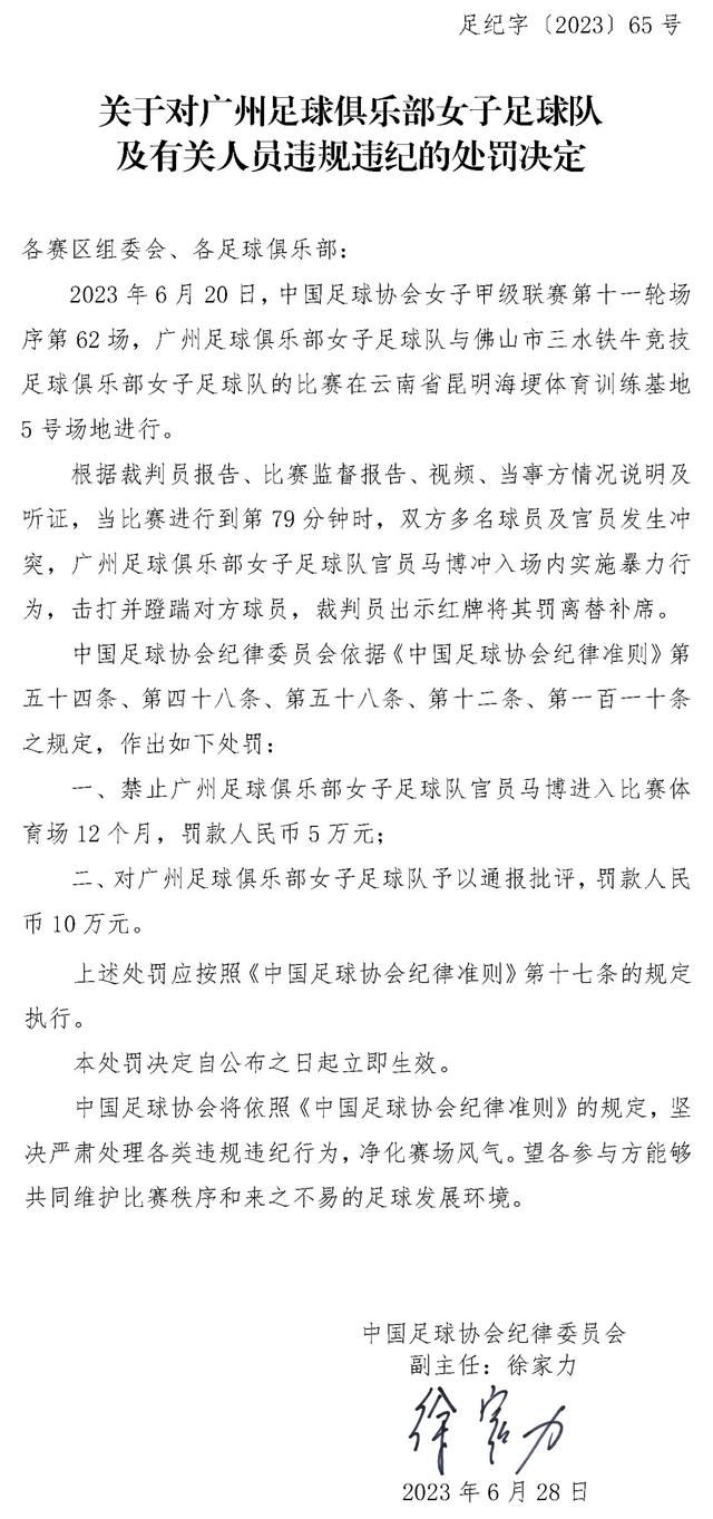 影片正在火热预售中，速速抢票预定快乐！在最新释出的王成思特辑中，一开篇“可盐可甜、和蔼可亲、为人谦虚、敬业可处”便是影片导演徐林及总制片人梁伟对男主角王成思的超高评价，让人恍如进入了王成思的“夸夸群”？而这一切的背后，是一位喜剧演员凭借十余年的坚持与付出拼搏而来，体现在戏里戏外的方方面面